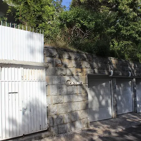 Jasmim Doce בית הארחה 3*